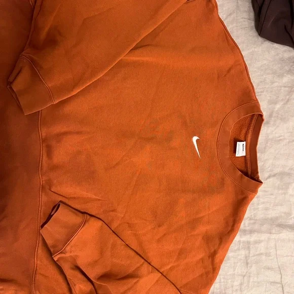 3 nike sweaters women’s size large - Picture 4 of 4